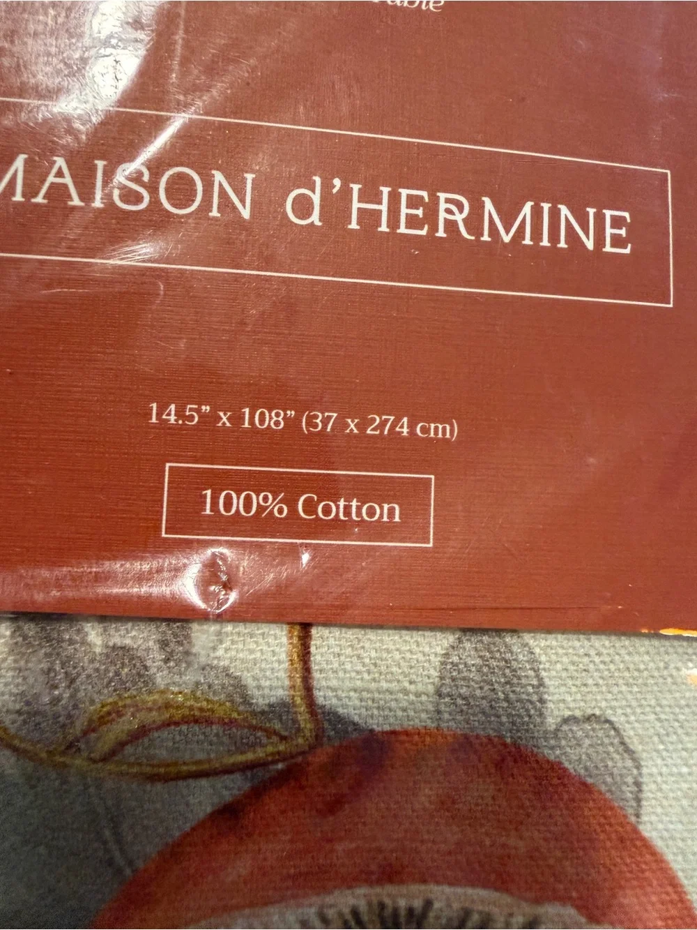 Maison d’ Hermine fall woodland